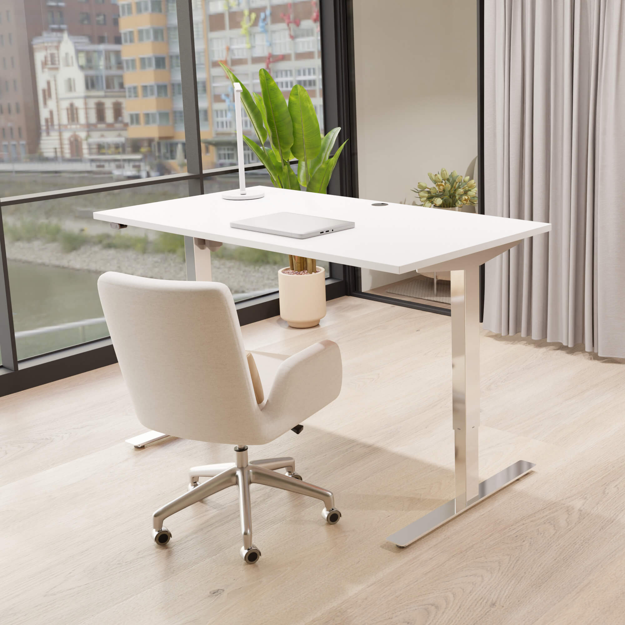 Electric Adjustable Desk | 180x80 cm | White with chrome frame